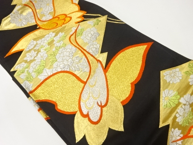 アンティーク　松皮菱に鶴・花模様織出し袋帯（着用可）